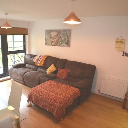 Brentwood Town Retreat - Large 2 Bedroom Apartment מראה חיצוני תמונה
